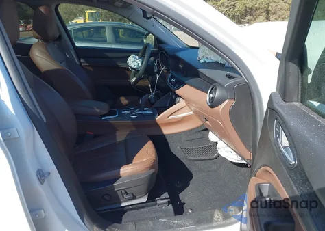 2021 Alfa Romeo Stelvio Rwd z USA, uszkodzony, nr VIN ZASPAJAN0M7D00380